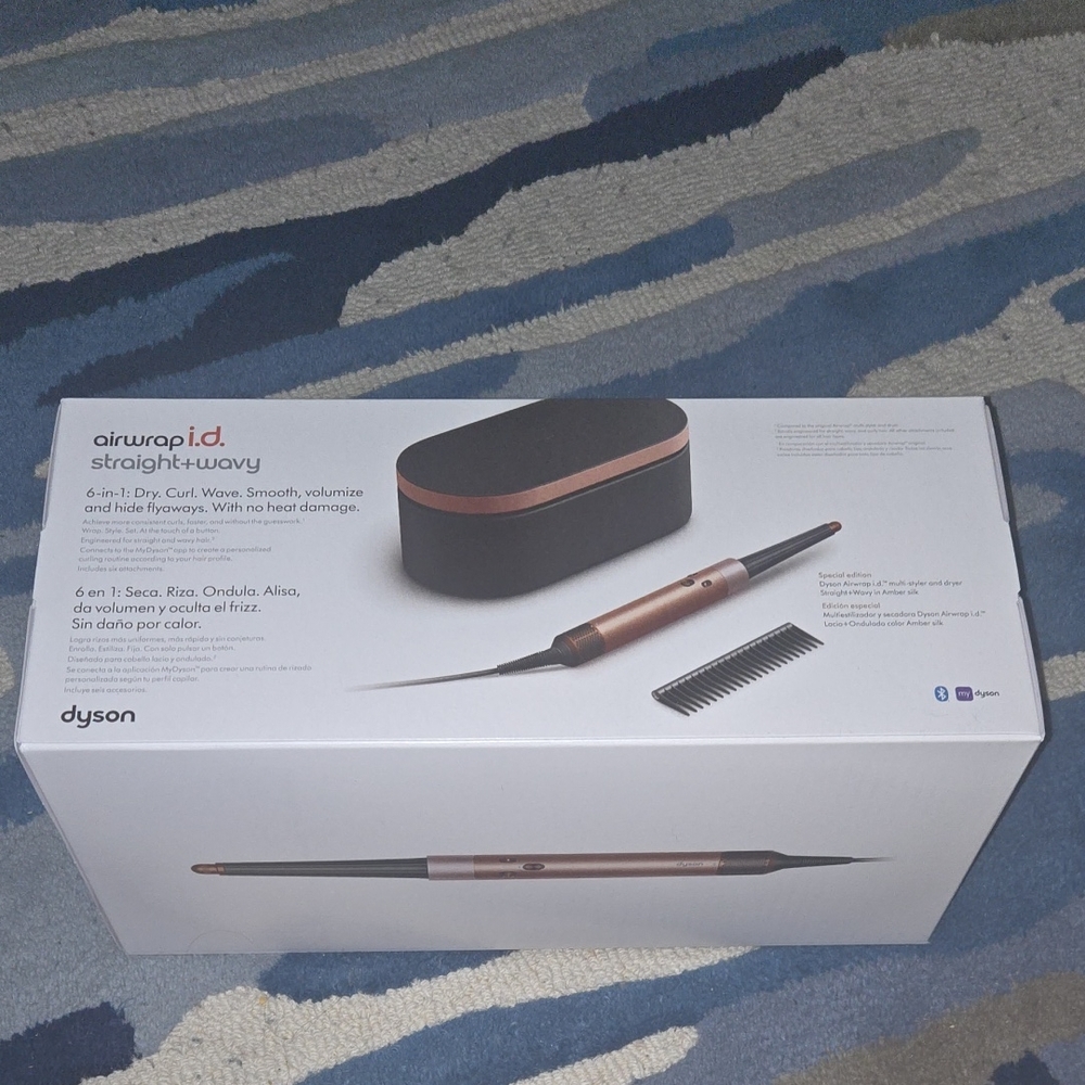 Dyson Airwrap i.d. Straight + Wavy in Rose Gold and Black Storage Set